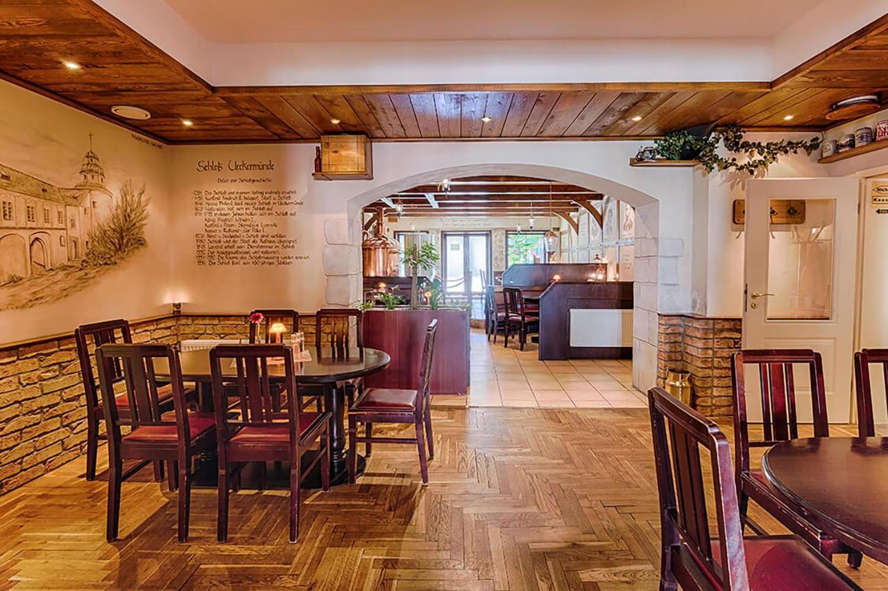 Hotel Am Markt & Brauhaus Stadtkrug Ueckermünde Eksteriør bilde