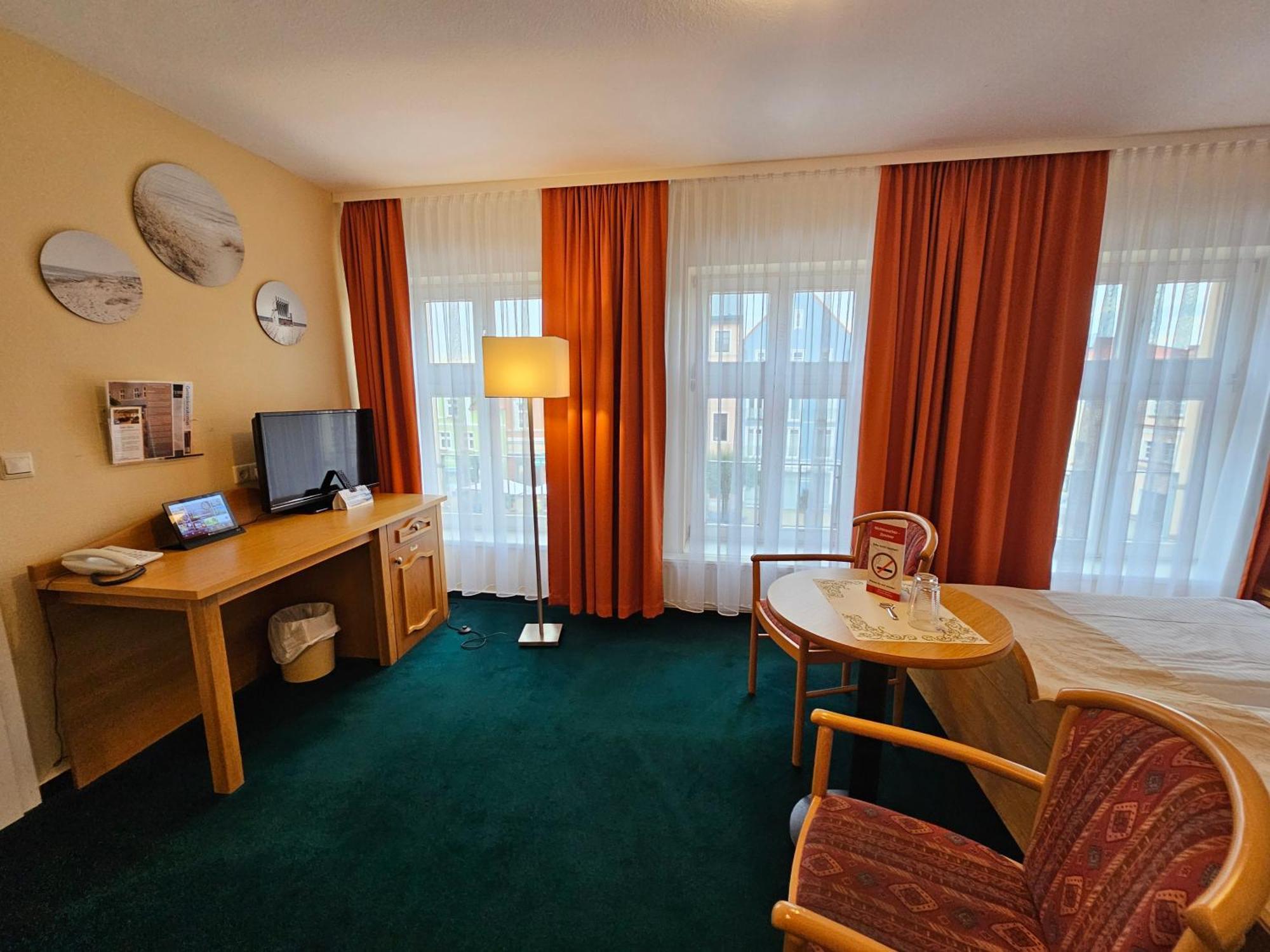 Hotel Am Markt & Brauhaus Stadtkrug Ueckermünde Eksteriør bilde